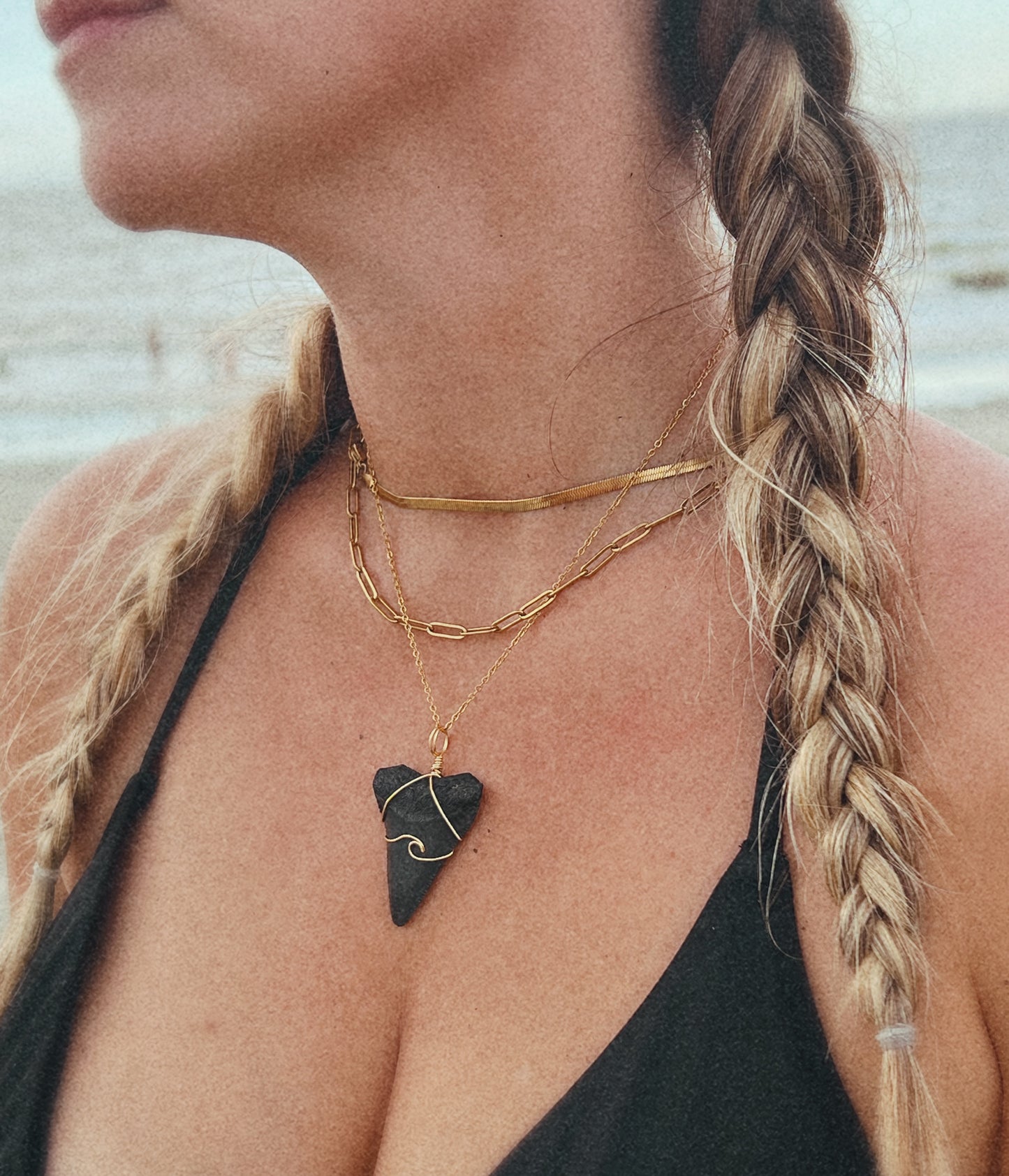 Making Waves-Large Great White + Wave Design