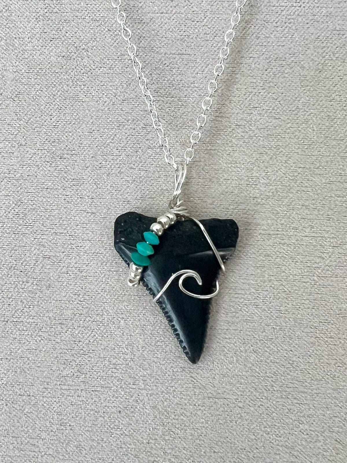 Great White + Turquoise Wave