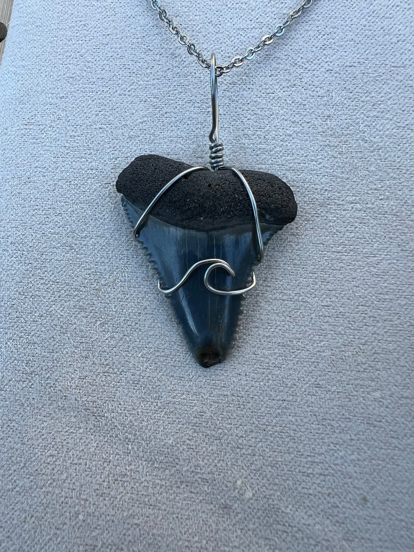 Making Waves- Great White