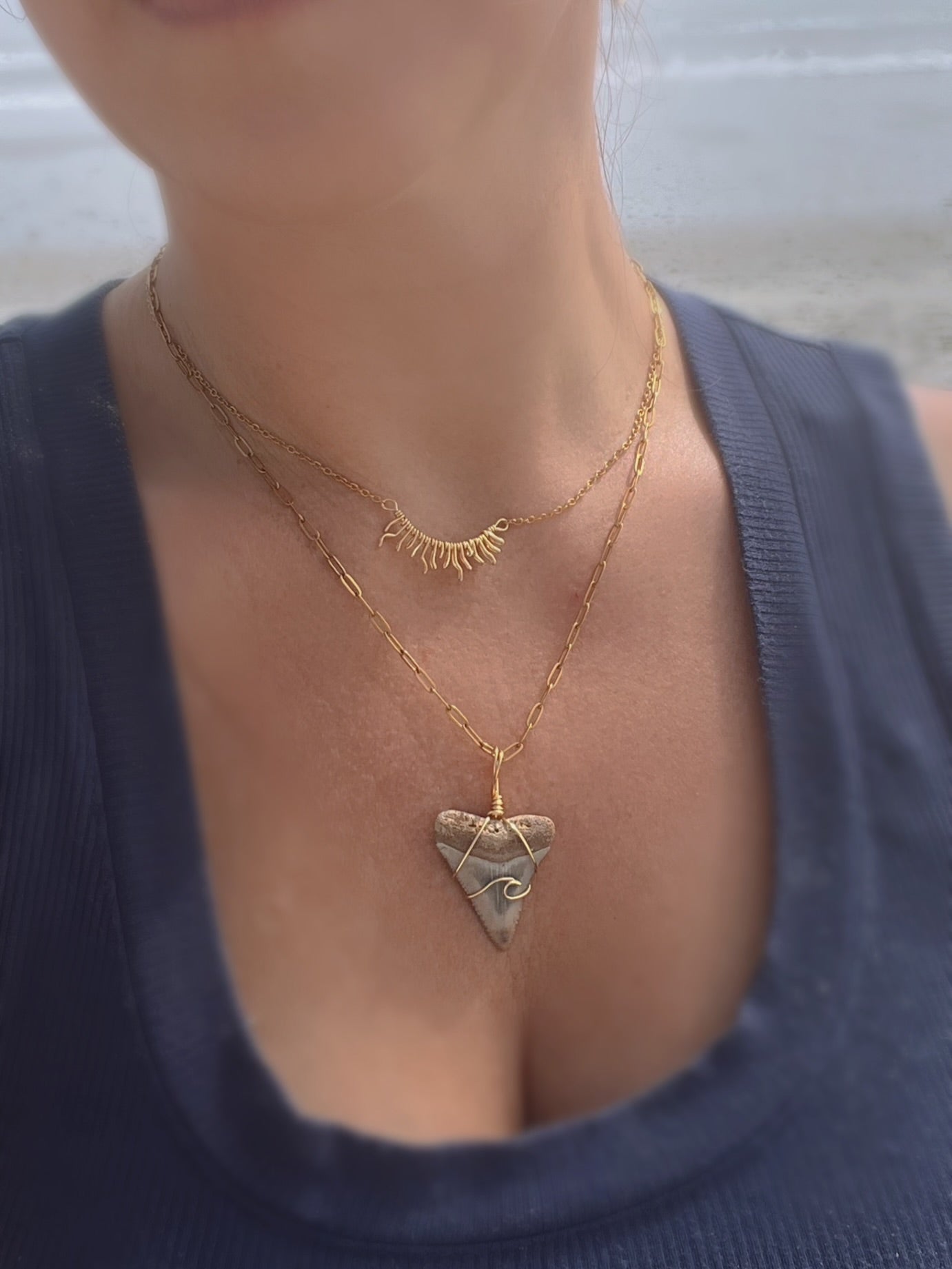 Coastal Glow: Sun Shaped Wire- Stackable Necklace